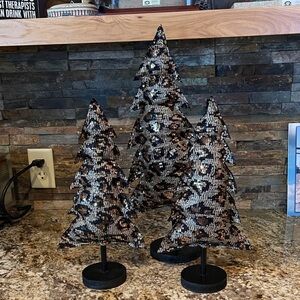 Sequin Holiday Tree Set - Black and Gold
